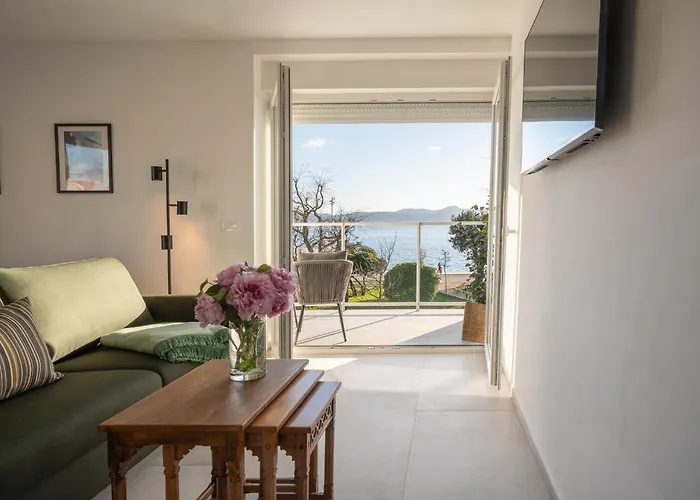 Lumanis Foro Apartment