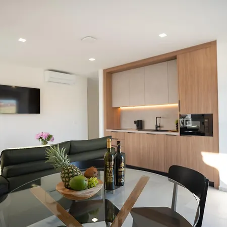 Lumanis Foro Apartment